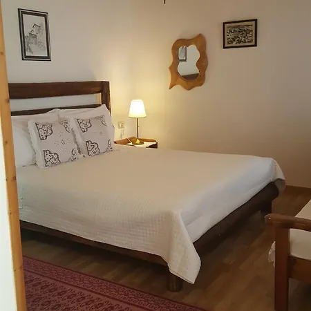 فندق Hotel Gjirokastra Gjirokastër