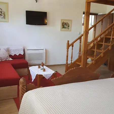 Hotel Gjirokastra فندق Gjirokastër