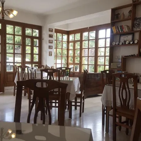 Hotel Gjirokastra فندق Gjirokastër