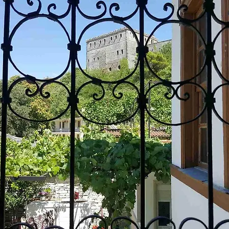 Hotel Gjirokastra فندق