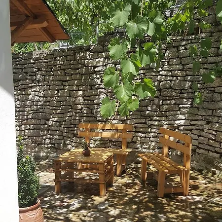Hotel Gjirokastra 호텔 Gjirokastër