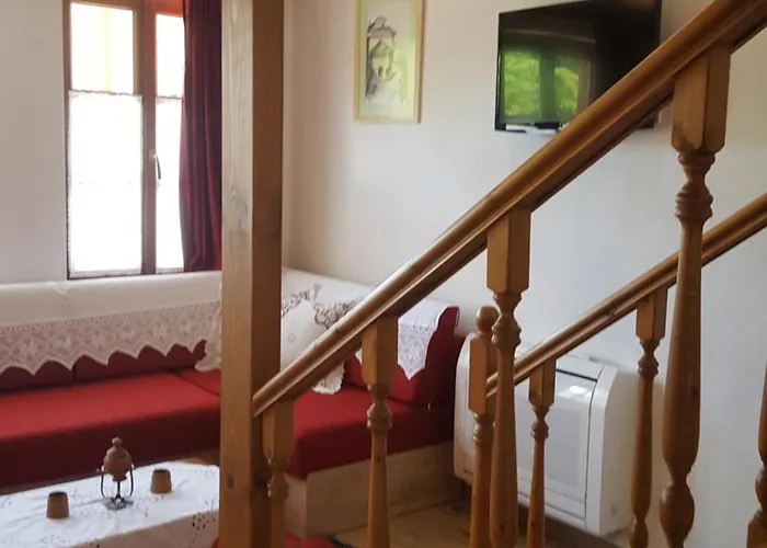 Hotel Gjirokastra Hotel 3*