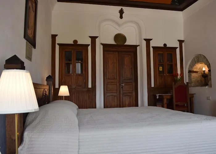 Hotel Gjirokastra Hotel 3*