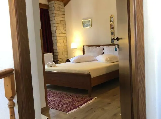 Hotel Gjirokastra Hotel 3*