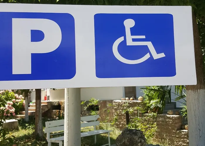 Hotel Gjirokastra Hotel 3*