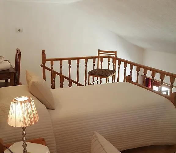 吉诺卡斯特酒店 3* Gjirokastër